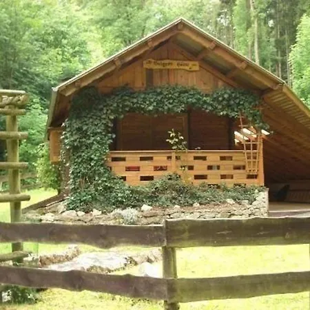 Semesterbostad Blockhaus Mitten Im Wald, Sehr Urig Und Gemuetlich, Etwas Fuer Naturliebhaber