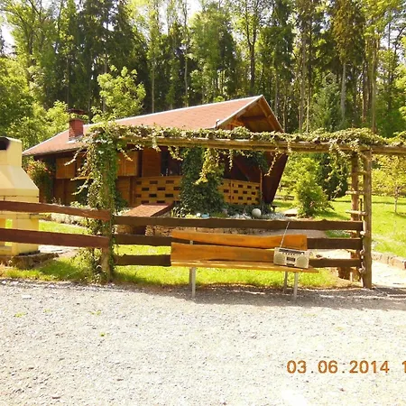 Blockhaus Mitten Im Wald, Sehr Urig Und Gemuetlich, Etwas Fuer Naturliebhaber *